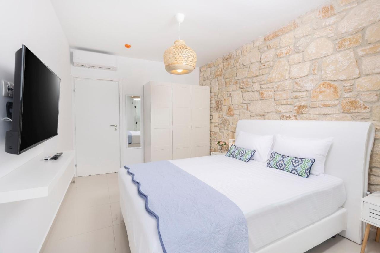 Anna Mare Luxury Apartments 阿菲托斯 外观 照片