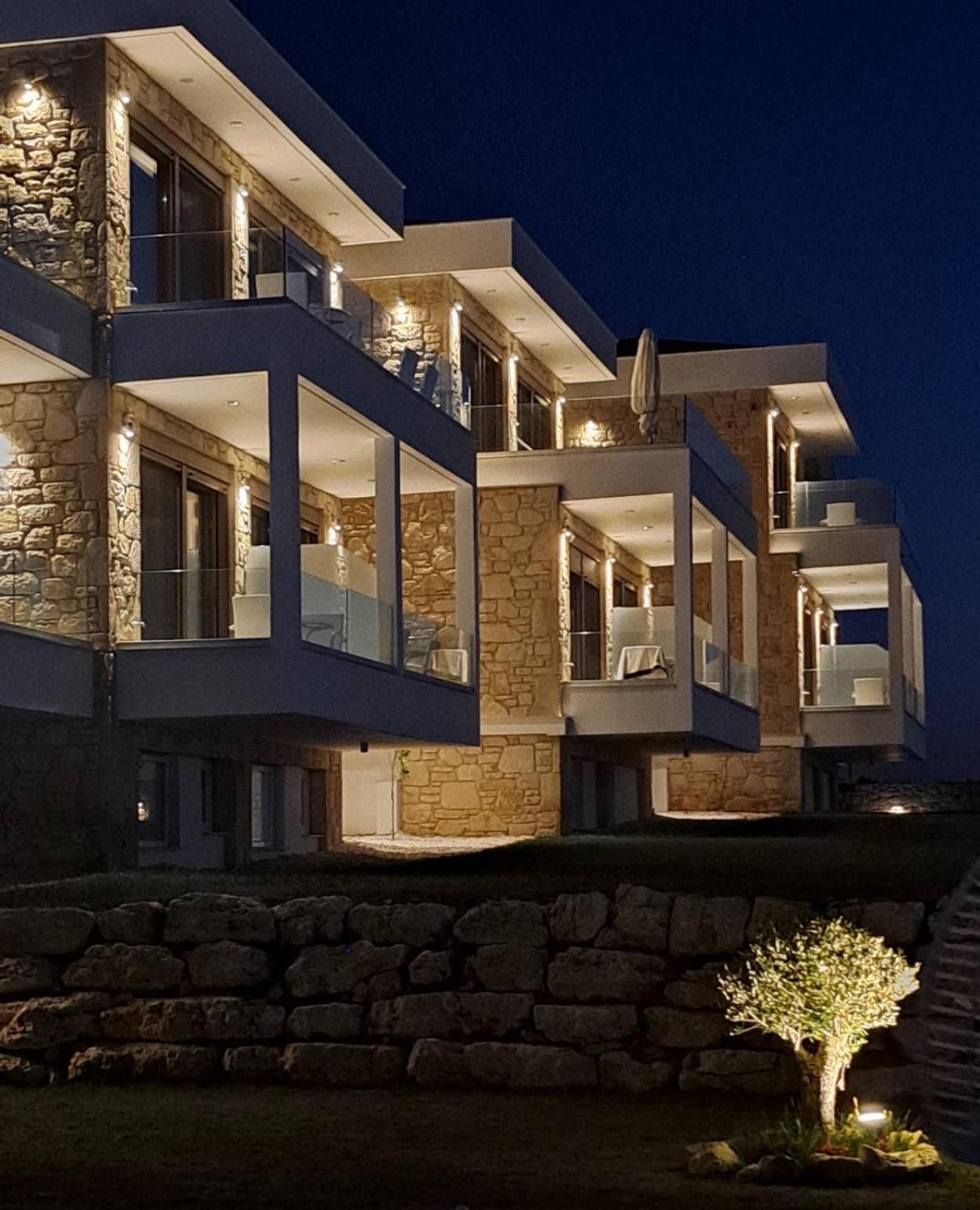 Anna Mare Luxury Apartments 阿菲托斯 外观 照片