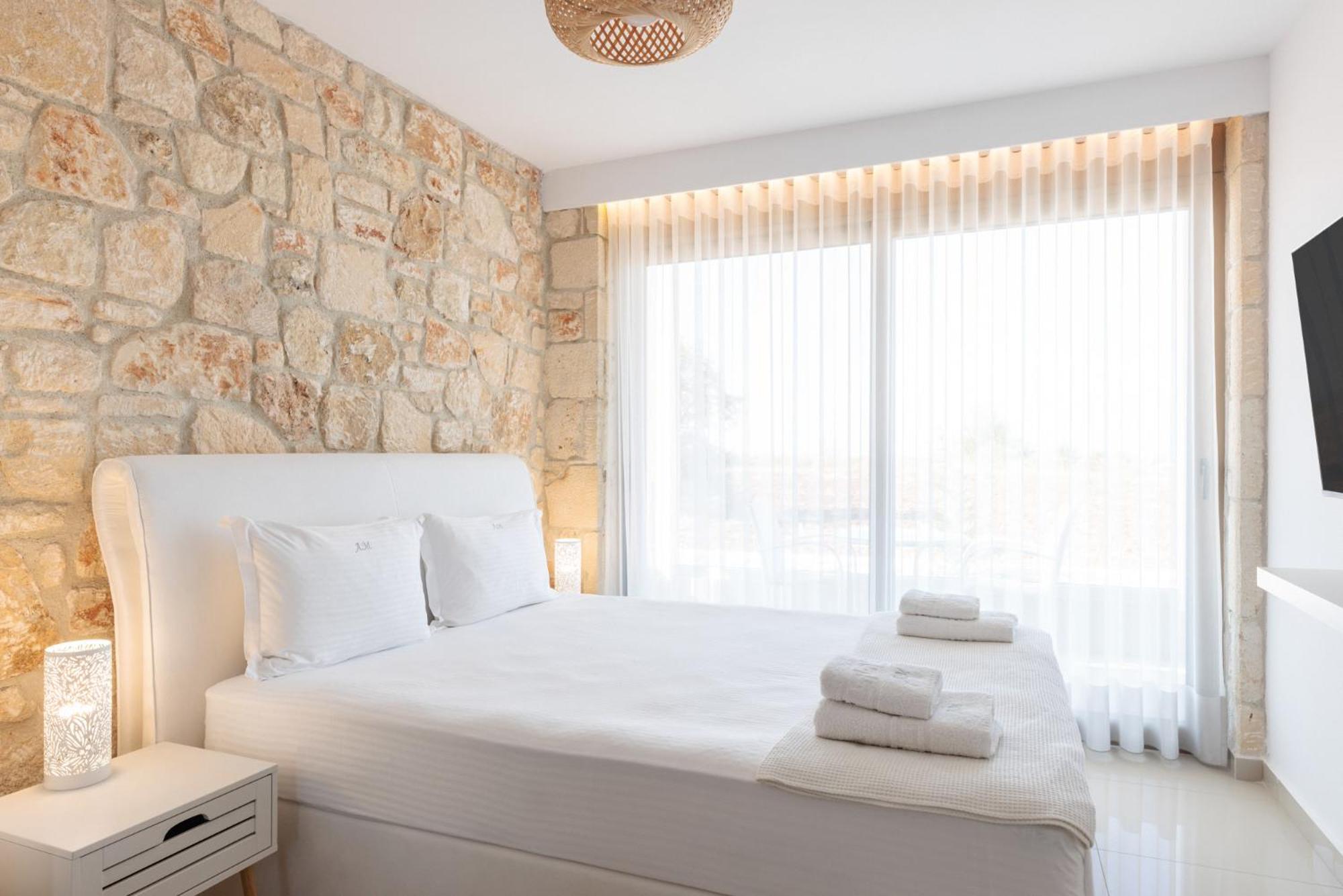 Anna Mare Luxury Apartments 阿菲托斯 客房 照片